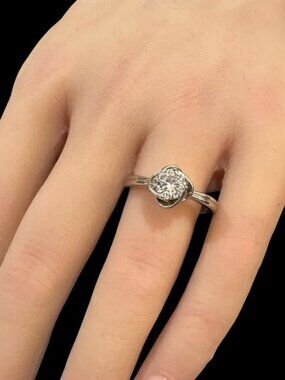 Silver-Tone Solitaire Rhinestone Ring Size 9